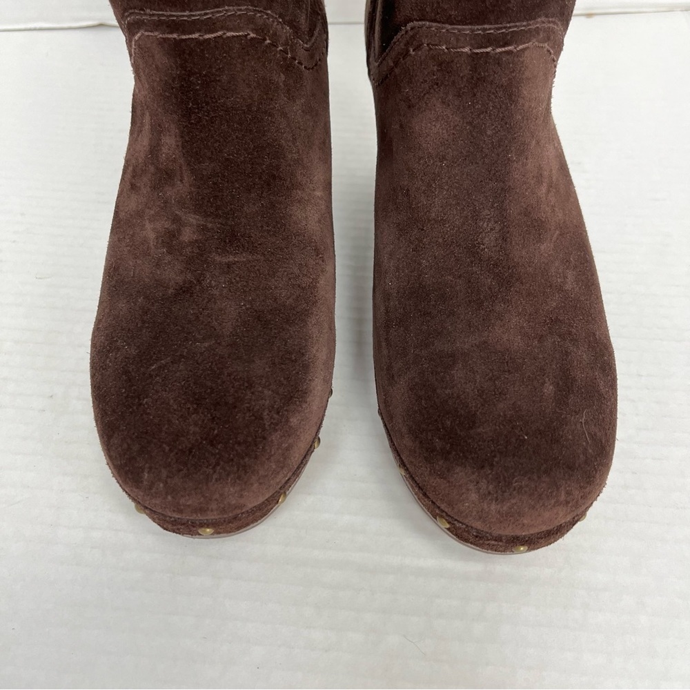 EUC UGG | Brown Suede Amoret Boots Clog Style #1003373 Size 7 - Picture 6 of 12